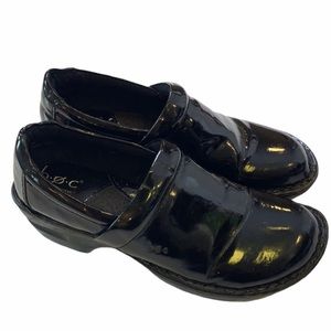 BOC BORN CONCEPT Peggy Blk Patent Leather Clogs 9M